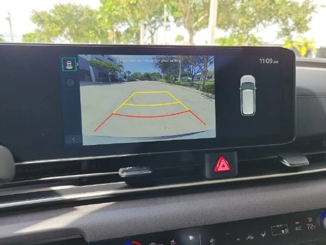 Kia Carnival Hybrid EX FWD 2027 — side view