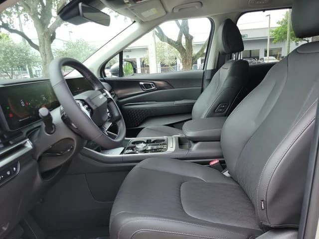 Kia Carnival Hybrid EX FWD 2027 — side view