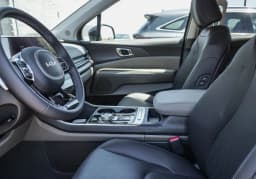 Kia Carnival Hybrid EX FWD 2026 — side view