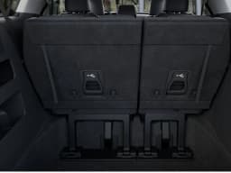 Kia Carnival Hybrid EX FWD 2027 — side view