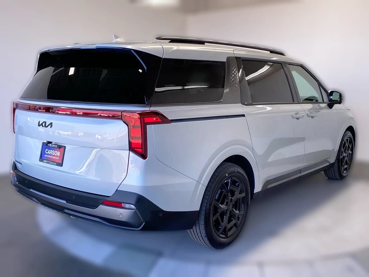 Kia Carnival SX FWD 2027 — side view