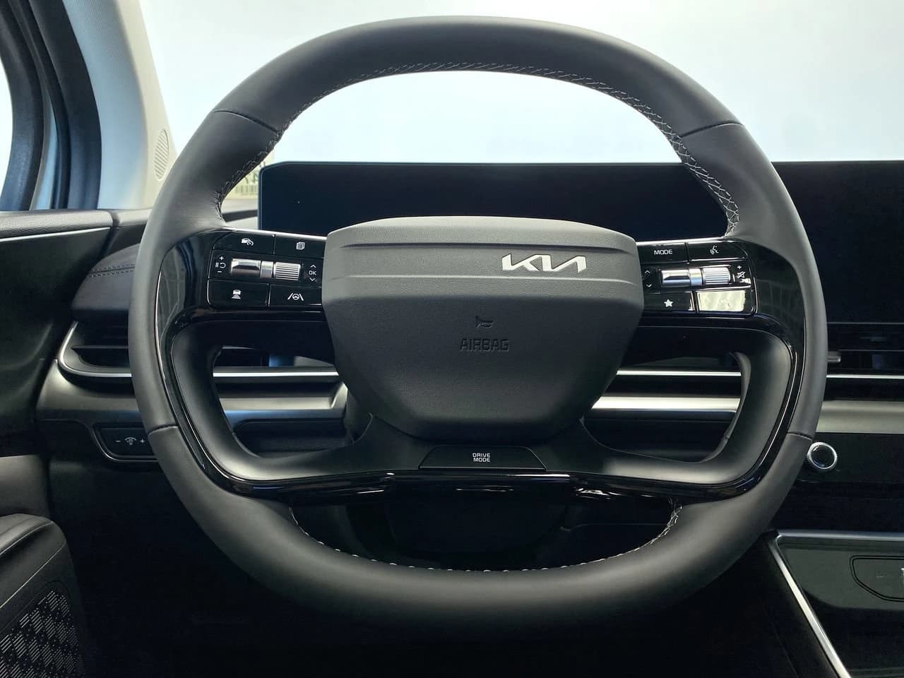 Kia Carnival SX FWD 2027 — side view