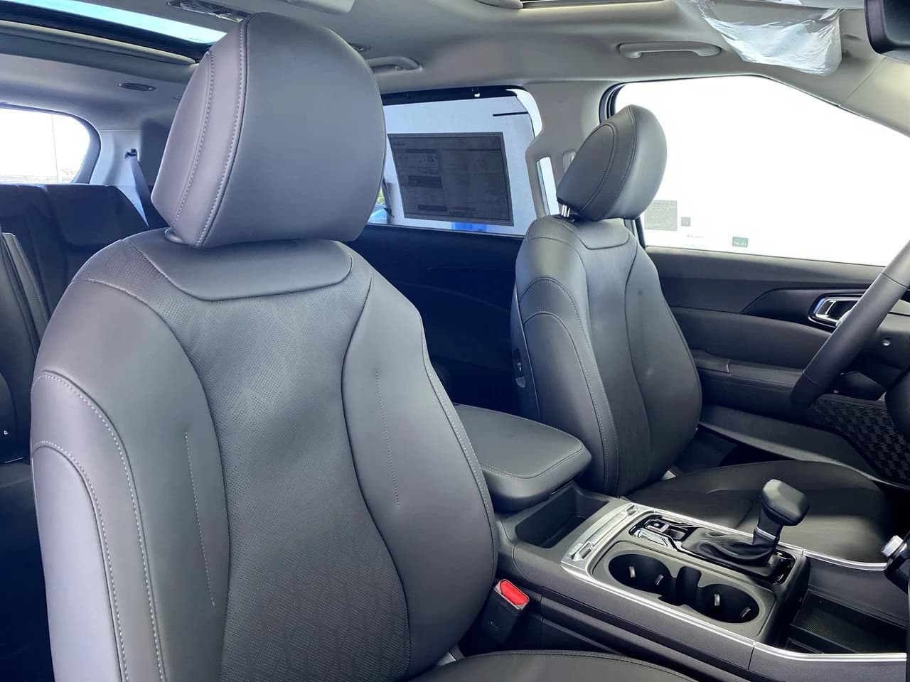 Kia Carnival SX FWD 2027 — side view