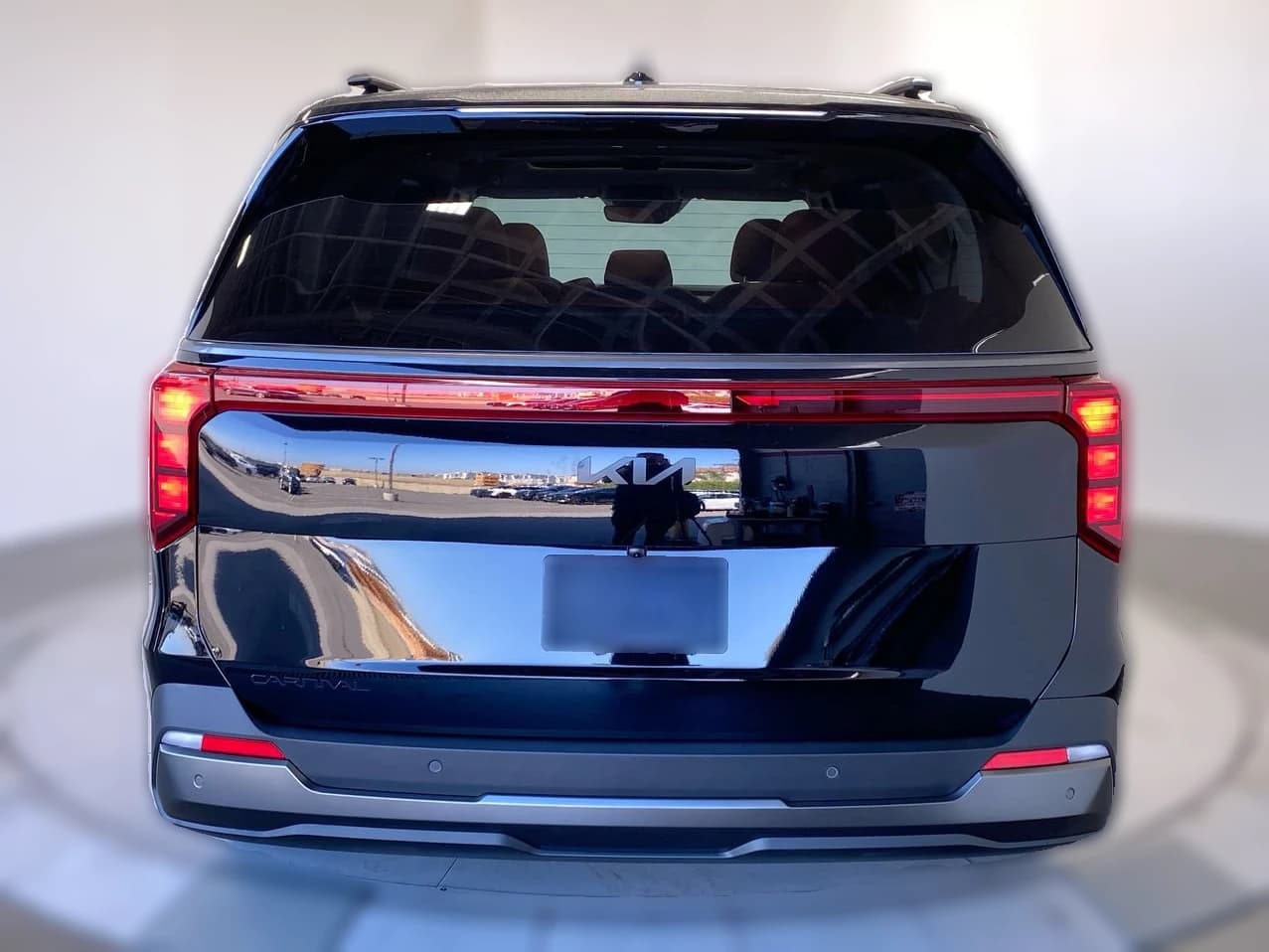 Kia Carnival SX FWD 2027 — side view