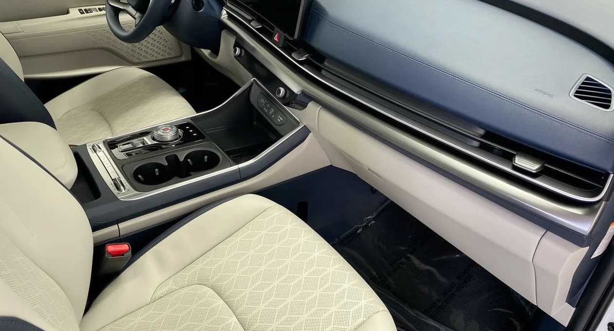 Kia Carnival Hybrid SX FWD 2027 — side view