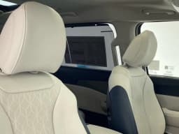 Kia Carnival Hybrid SX FWD 2027 — side view