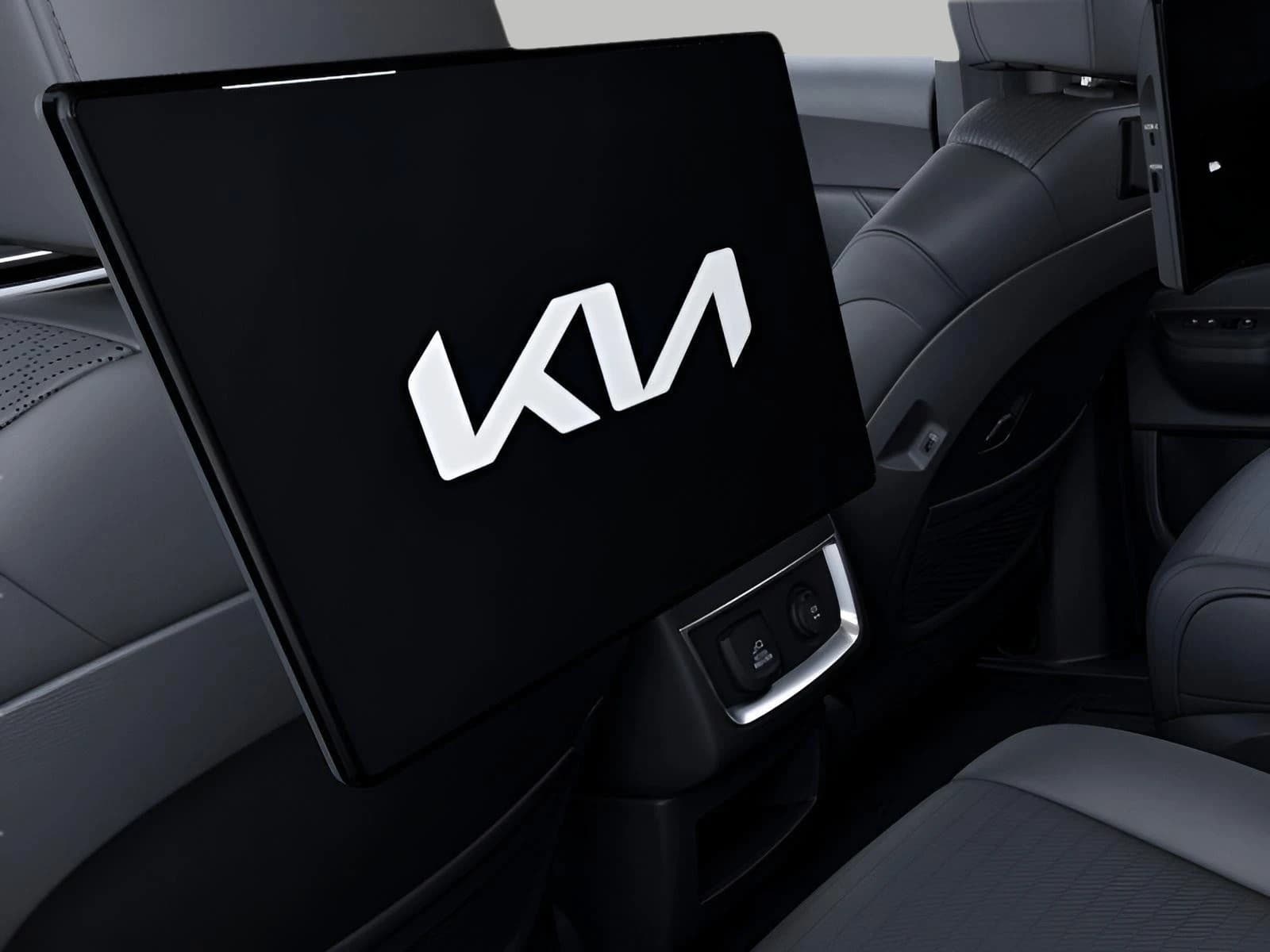 Kia Carnival Hybrid SX Prestige FWD 2025 — side view