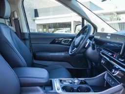 Kia Carnival Hybrid SX Prestige FWD 2026 — side view