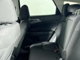 Kia Sportage LX FWD 2026 — side view
