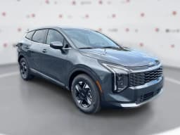 Kia Sportage LX FWD 2026 — side view