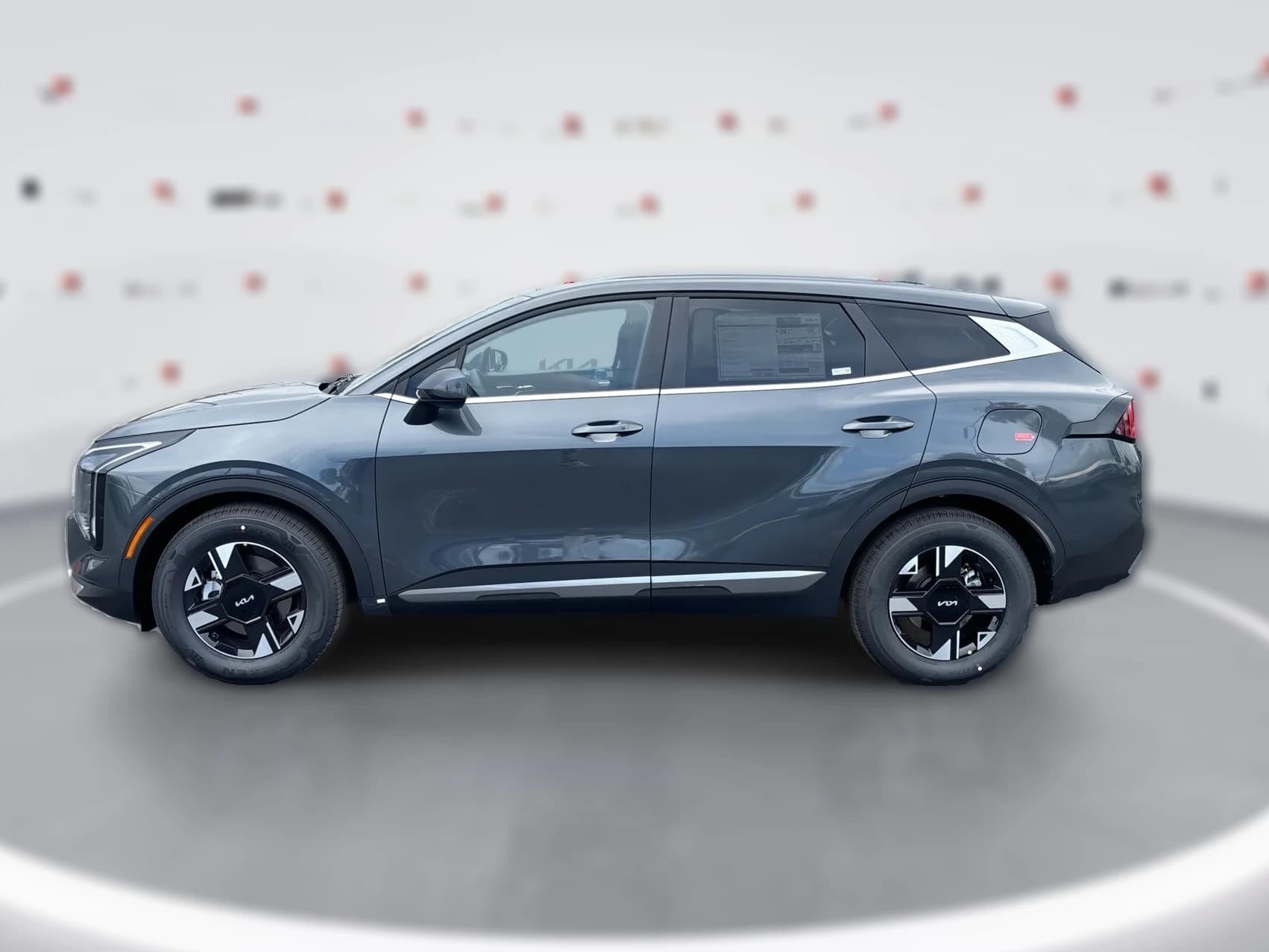 Kia Sportage LX FWD 2026 — side view