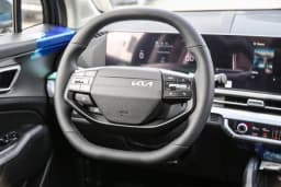 Kia Sportage Hybrid LX FWD 2026 — side view