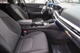 Kia Sportage Hybrid LX FWD 2026 — side view
