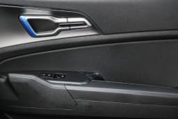 Kia Sportage Hybrid LX FWD 2026 — side view