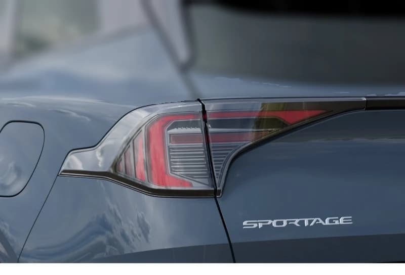 Kia Sportage Hybrid LX FWD 2027 — side view