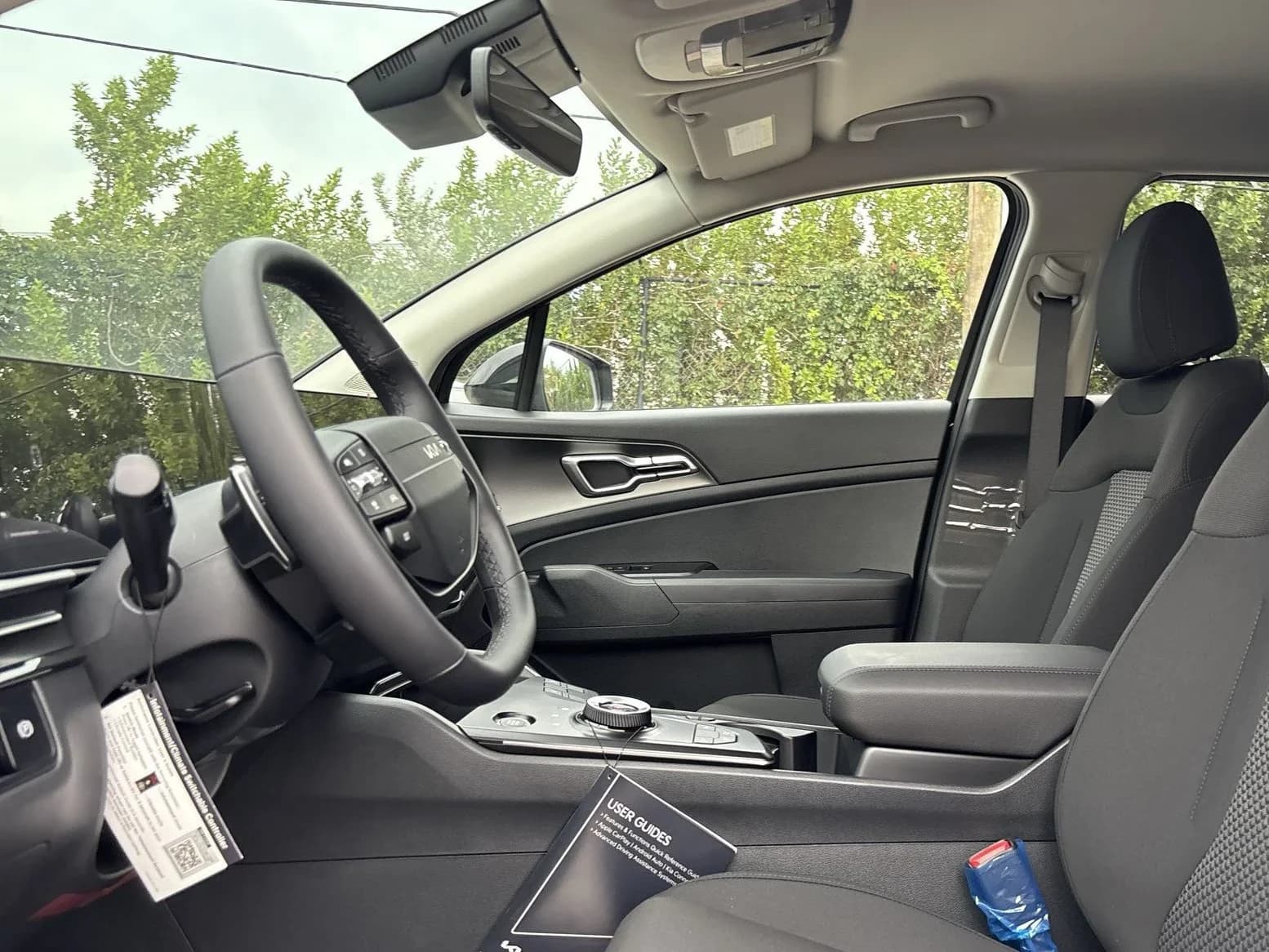 Kia Sportage Hybrid S AWD 2027 — side view