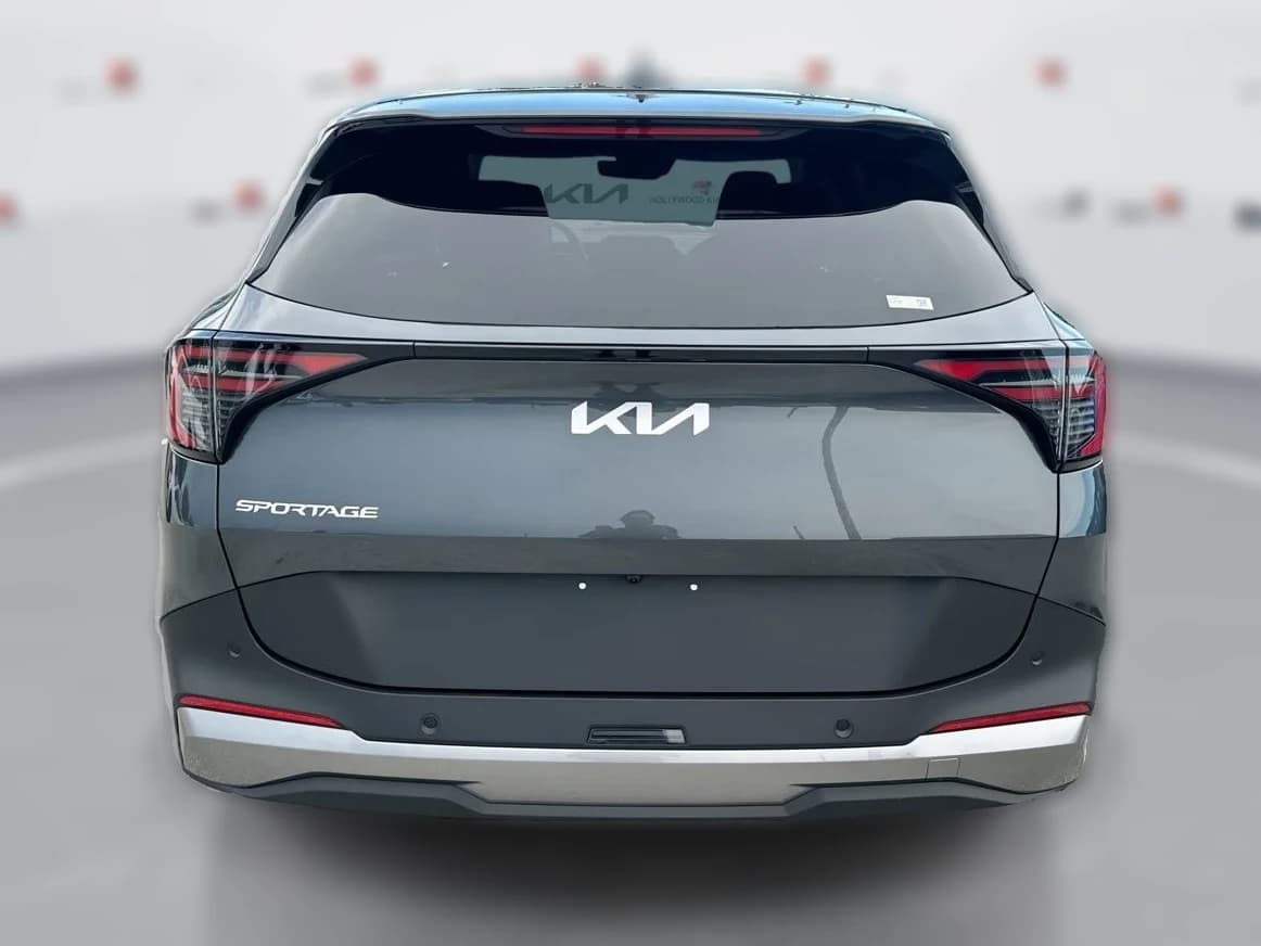 Kia Sportage EX FWD 2026 — side view