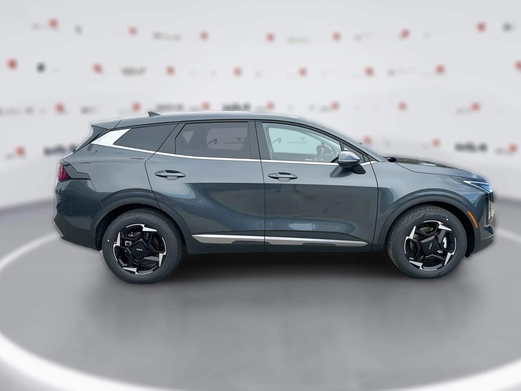 Kia Sportage EX FWD 2026 — side view