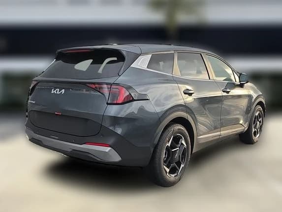 Kia Sportage EX FWD 2026 — side view