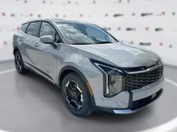 Kia Sportage EX FWD 2026 — side view