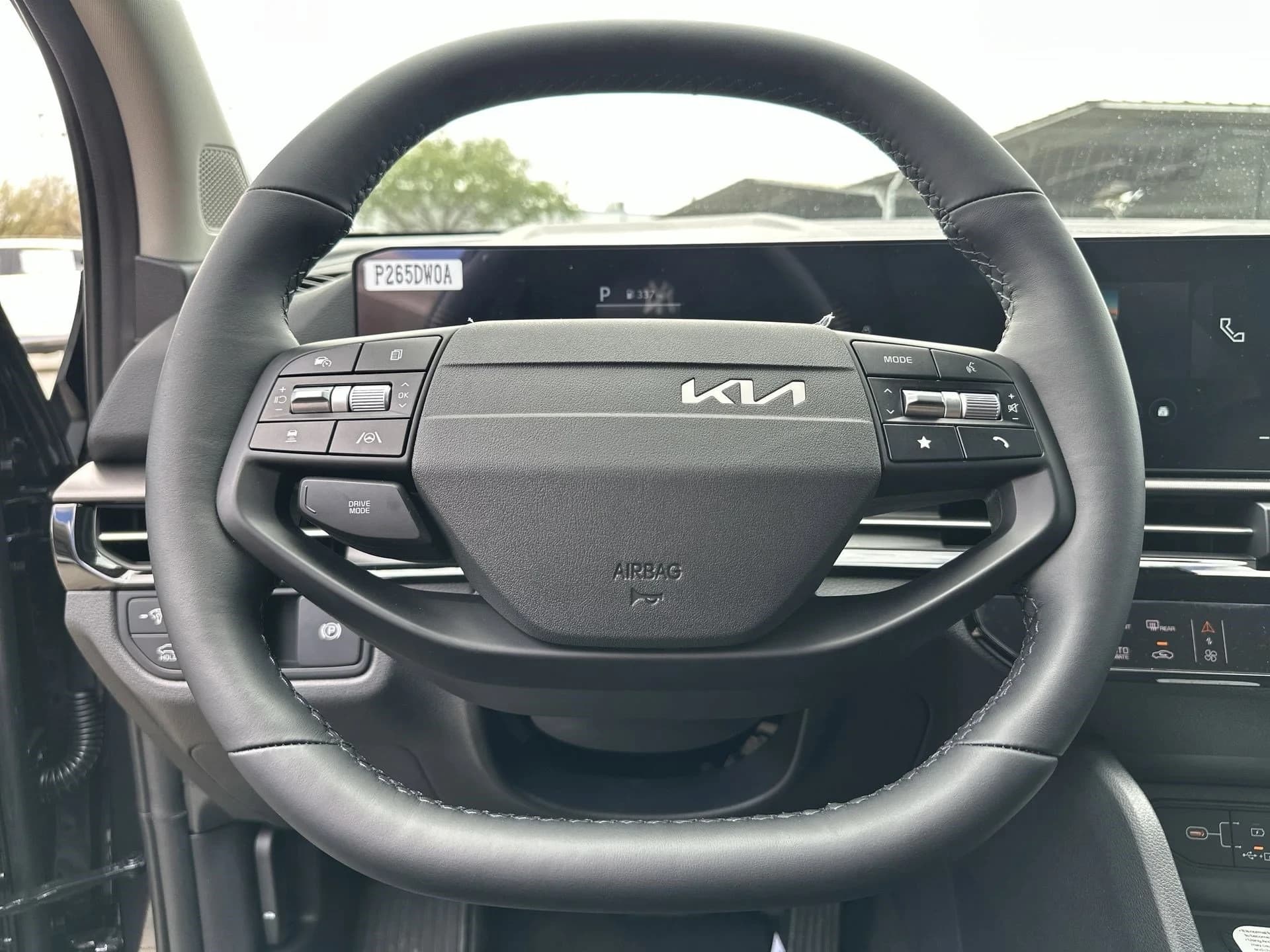 Kia Sportage EX FWD 2026 — side view