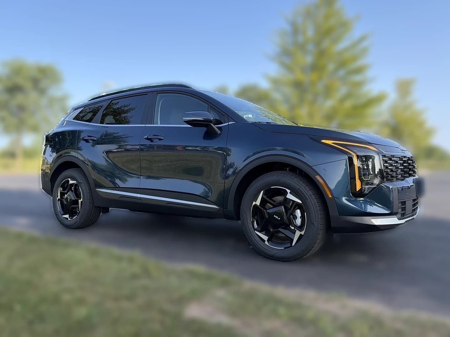 Kia Sportage Hybrid EX AWD 2027 — side view
