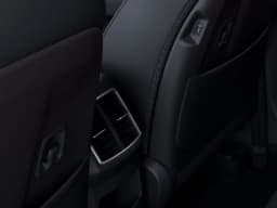 Kia Sportage Plug-In Hybrid X-Line AWD 2026 — side view