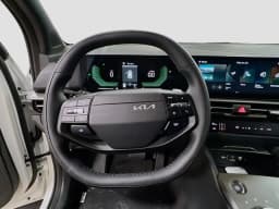 Kia Sportage Plug-In Hybrid X-Line AWD 2026 — side view