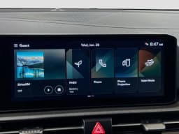 Kia Sportage Plug-In Hybrid X-Line AWD 2026 — side view