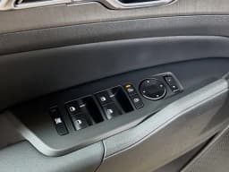 Kia Sportage Plug-In Hybrid X-Line AWD 2026 — side view
