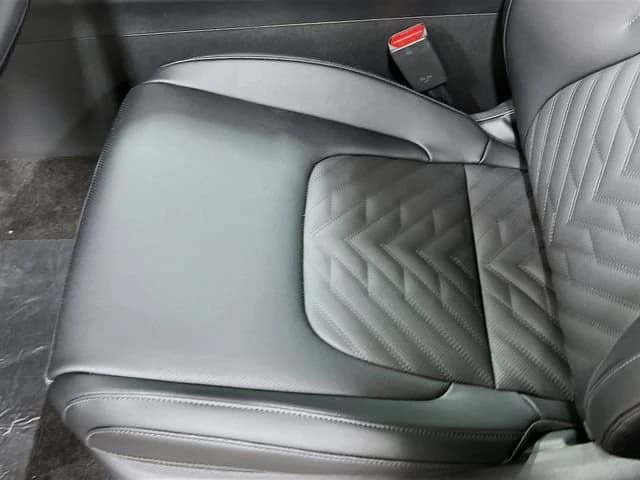 Kia Sportage Plug-In Hybrid X-Line AWD 2026 — side view