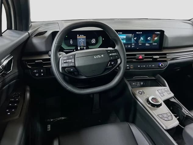 Kia Sportage Plug-In Hybrid X-Line AWD 2026 — side view