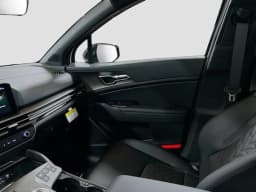 Kia Sportage Plug-In Hybrid X-Line AWD 2026 — side view