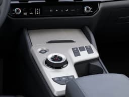 Kia Sportage Plug-In Hybrid X-Line AWD 2027 — side view