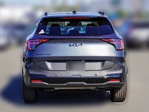 Kia Sportage Plug-In Hybrid X-Line AWD 2026 — side view