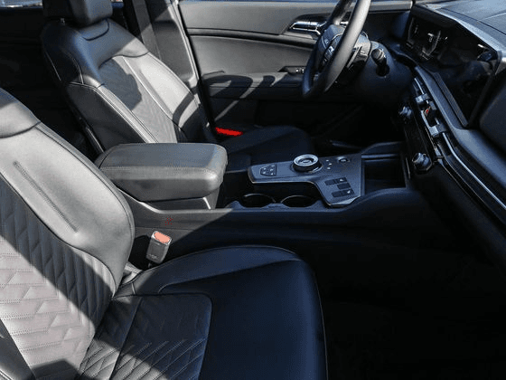 Kia Sportage Plug-In Hybrid X-Line AWD 2026 — side view