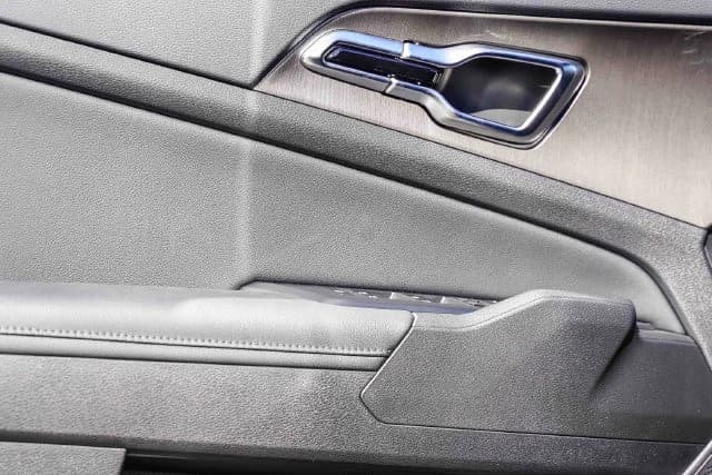 Kia Sportage Plug-In Hybrid X-Line AWD 2026 — side view