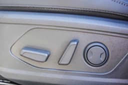 Kia Sportage Plug-In Hybrid X-Line AWD 2026 — side view