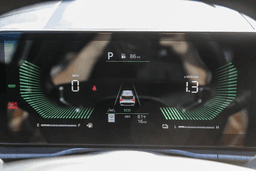 Kia Sportage Plug-In Hybrid X-Line AWD 2026 — side view