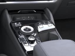 Kia Sportage Plug-In Hybrid X-Line Prestige AWD 2025 — side view