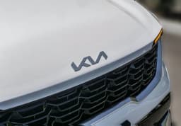Kia Sorento Hybrid EX FWD 2026 — side view