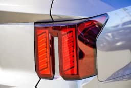 Kia Sorento Hybrid EX FWD 2026 — side view