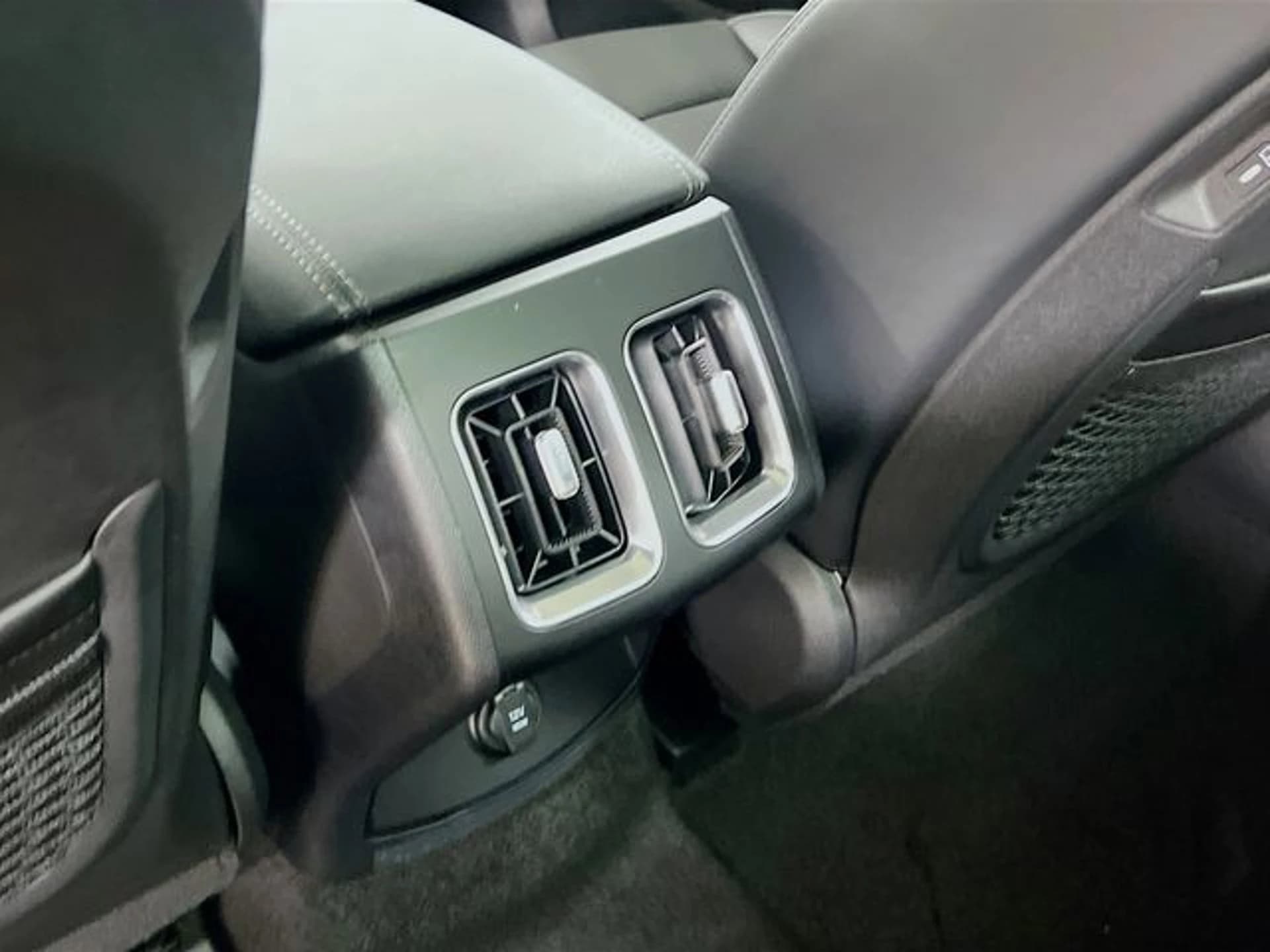 Kia Sorento Hybrid EX AWD 2026 — side view