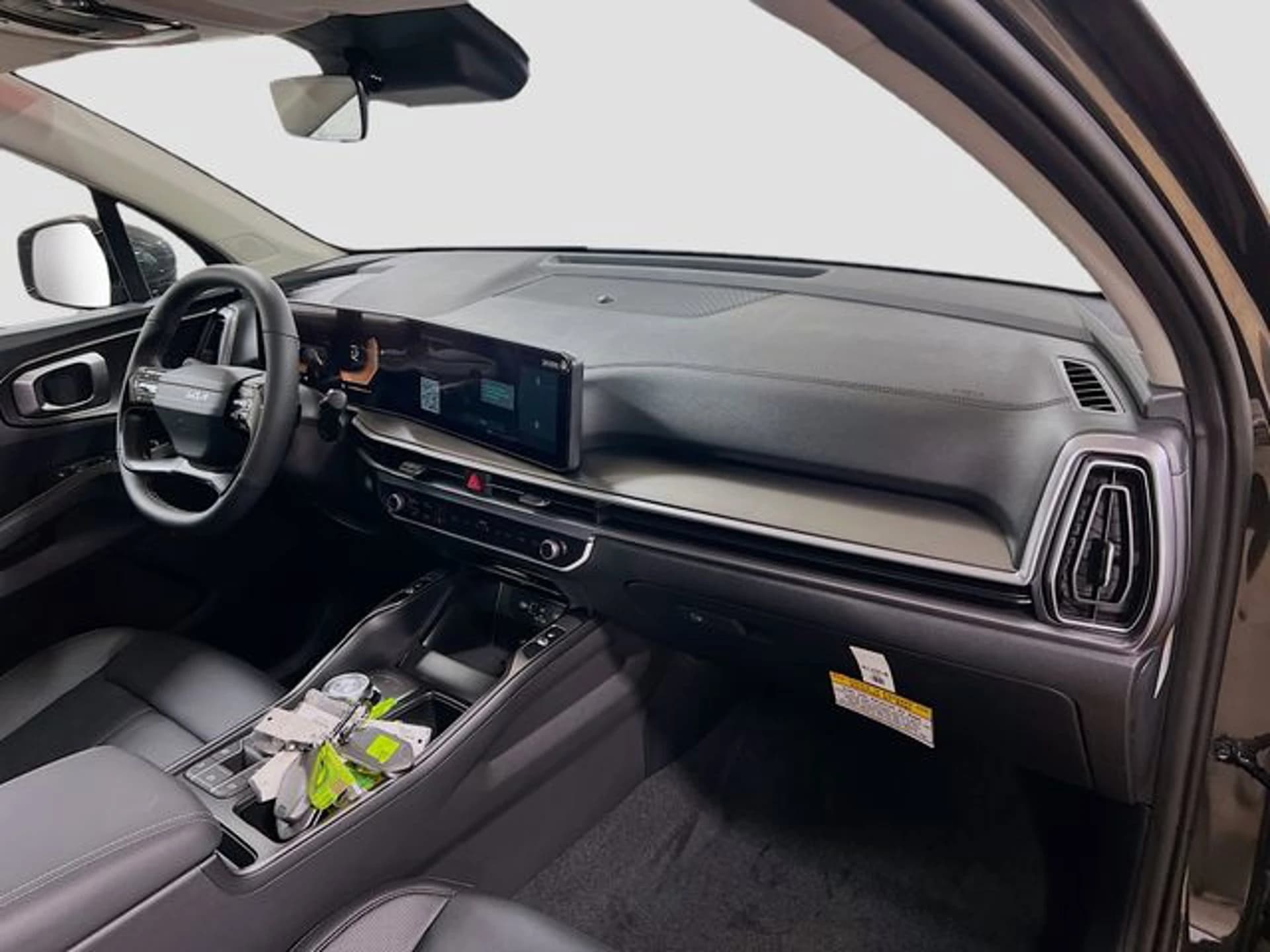 Kia Sorento Hybrid EX AWD 2026 — side view
