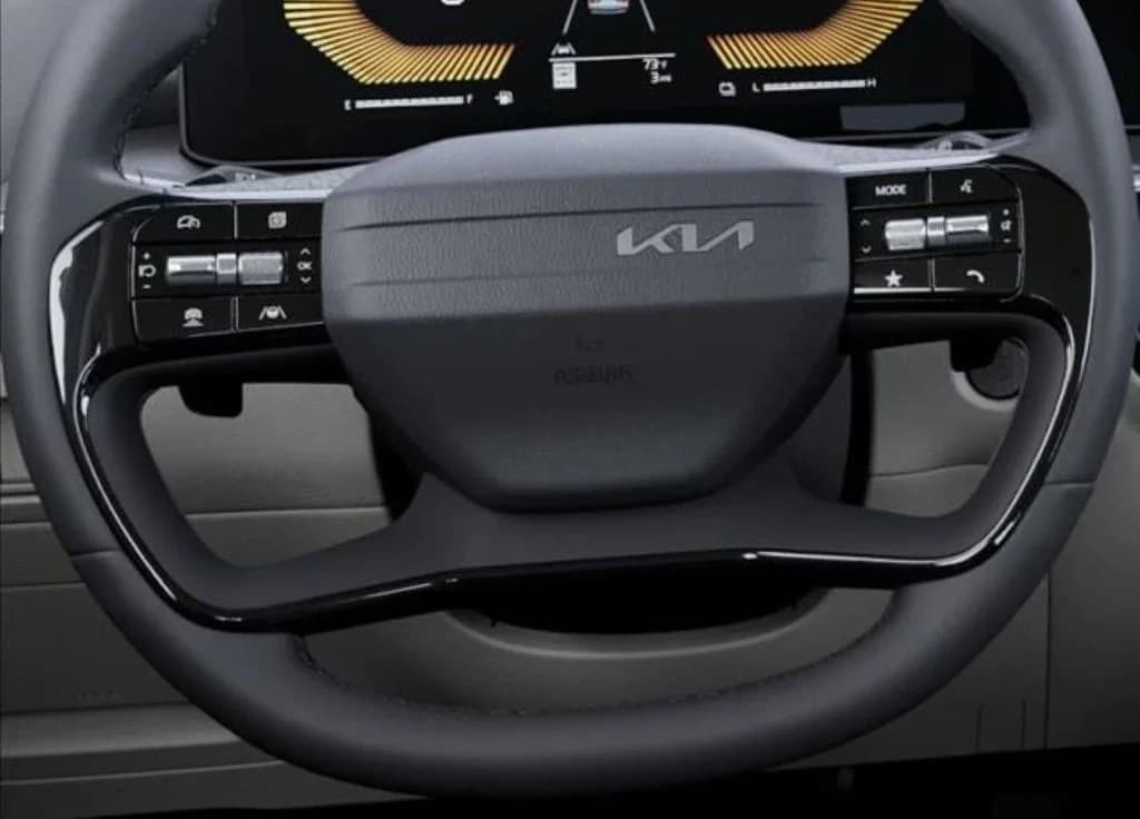 Kia Sorento Hybrid EX AWD 2026 — side view