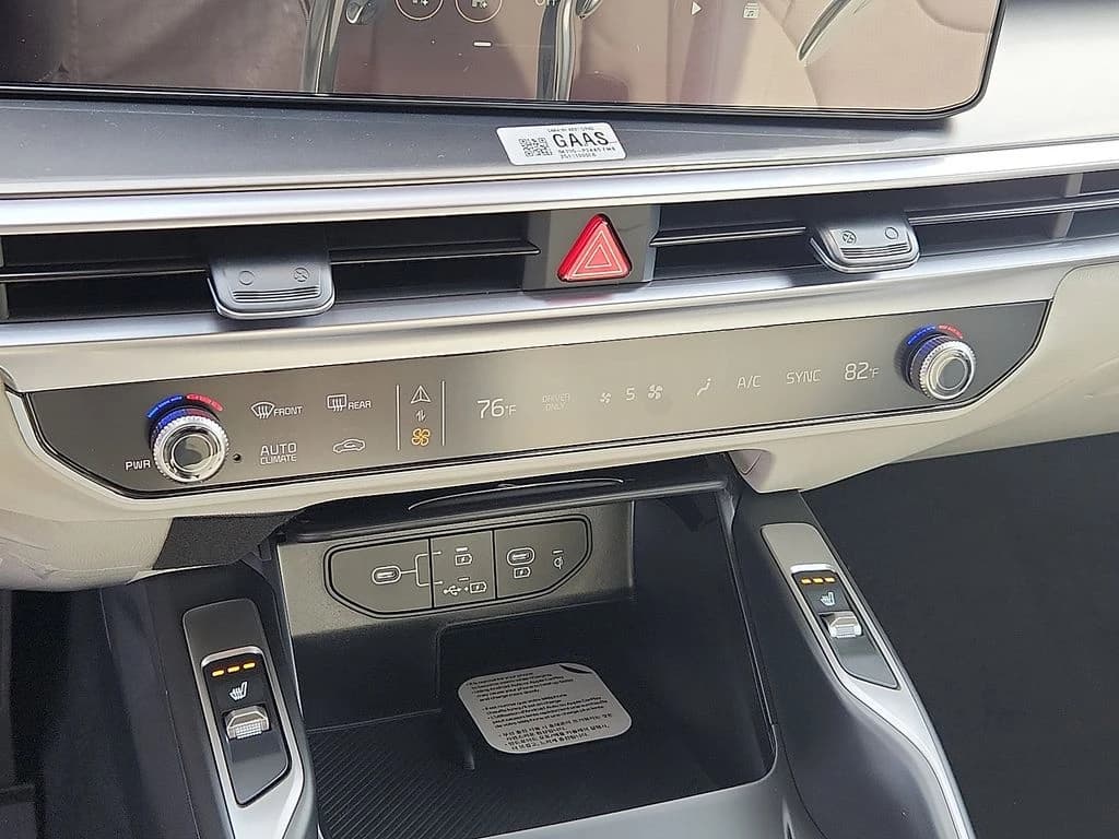 Kia Sorento Hybrid EX AWD 2026 — side view