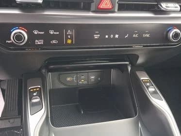 Kia Sorento Plug-In Hybrid EX AWD 2026 — side view