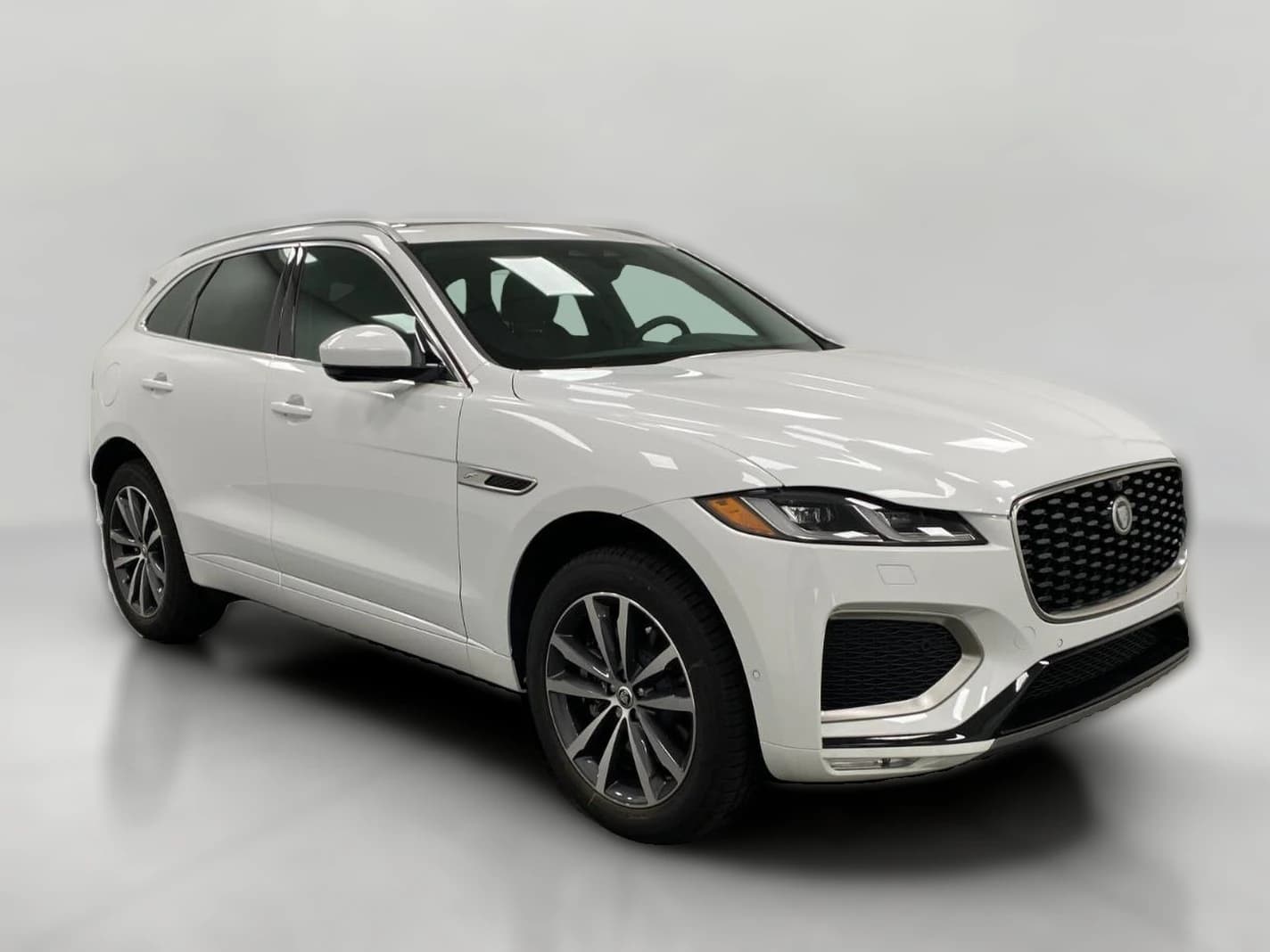 Jaguar F-PACE R-Dynamic S P250 AWD 2026 — side view