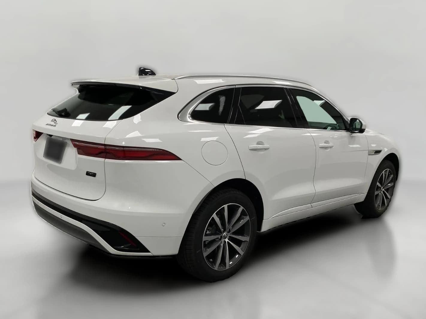 Jaguar F-PACE R-Dynamic S P250 AWD 2026 — side view