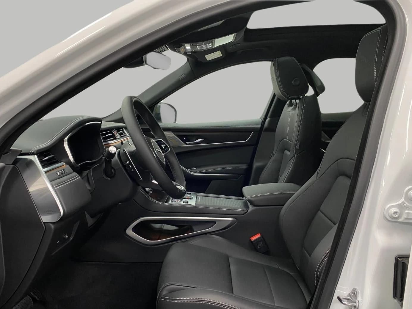 Jaguar F-PACE R-Dynamic S P250 AWD 2026 — side view